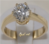 Pierścionek z Brylantem